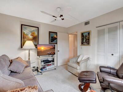 6585 Kensington Lane, Delray Beach, FL 33446