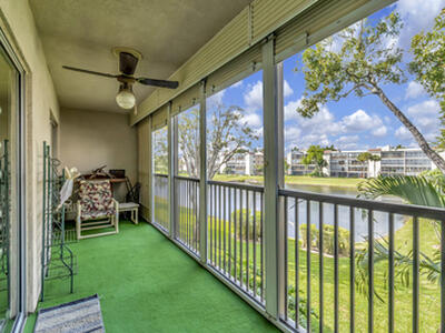 6585 Kensington Lane, Delray Beach, FL 33446