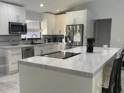 15684 86th Way N