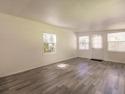 808 N Palmway, Lake Worth Beach, FL 33460