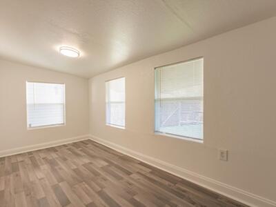 808 N Palmway, Lake Worth Beach, FL 33460