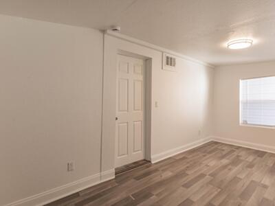 808 N Palmway, Lake Worth Beach, FL 33460