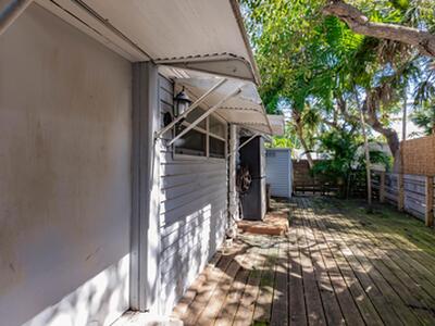 808 N Palmway, Lake Worth Beach, FL 33460