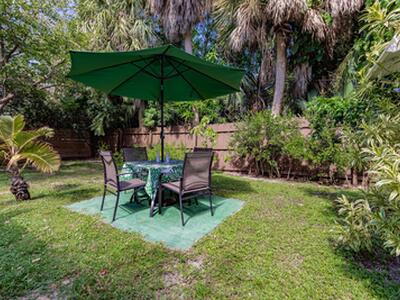 808 N Palmway, Lake Worth Beach, FL 33460