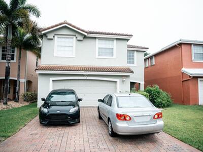 3381 Turtle Cove