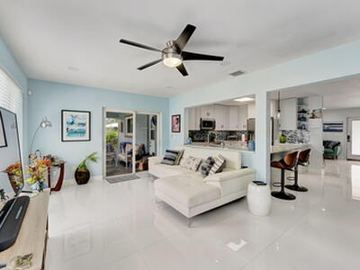 10339 Daphne Avenue, Palm Beach Gardens, FL 33410