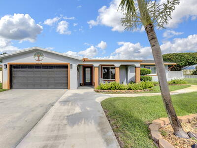 10339 Daphne Avenue, Palm Beach Gardens, FL 33410