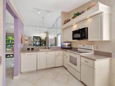 10592 Tropic Palm Avenue, Boynton Beach, FL 33437