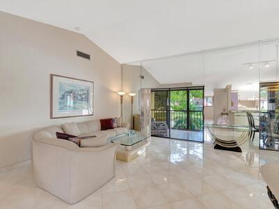 10592 Tropic Palm Avenue, Boynton Beach, FL 33437