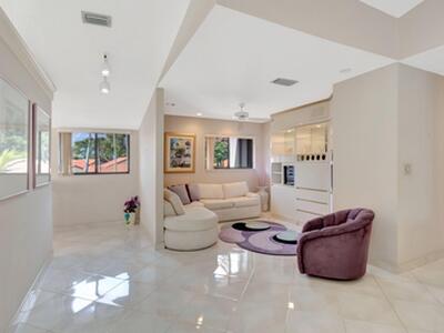 10592 Tropic Palm Avenue, Boynton Beach, FL 33437