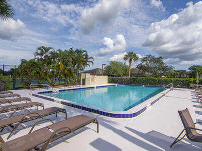 27 Plantation Drive, Vero Beach, FL 32966