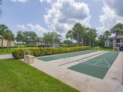 27 Plantation Drive, Vero Beach, FL 32966