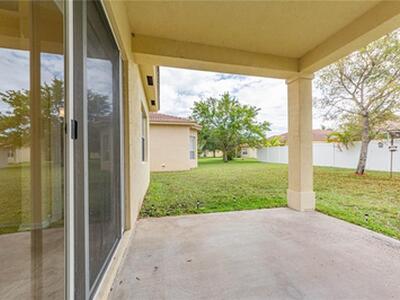 5544 Spanish River Road, Fort Pierce, FL 34951