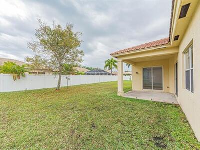 5544 Spanish River Road, Fort Pierce, FL 34951