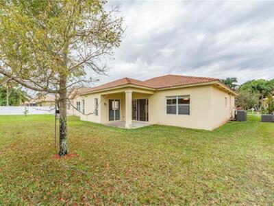 5544 Spanish River Road, Fort Pierce, FL 34951