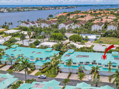 142 Barefoot Cove, Hypoluxo, FL 33462