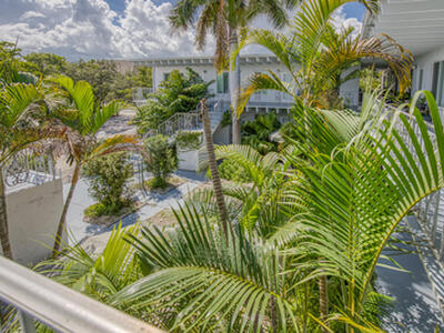 1520 Lake Avenue, Lake Worth Beach, FL 33460