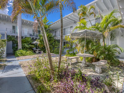 1520 Lake Avenue, Lake Worth Beach, FL 33460