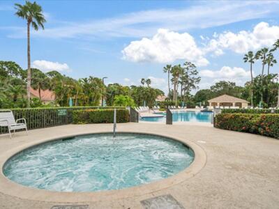 8264 Mulligan Circle, Port Saint Lucie, FL 34986