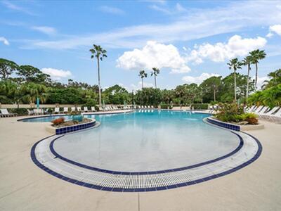 8264 Mulligan Circle, Port Saint Lucie, FL 34986