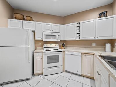 8264 Mulligan Circle, Port Saint Lucie, FL 34986