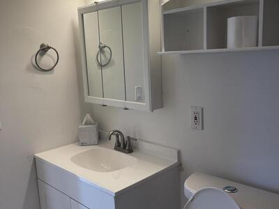 927 W Royal Palm Road, Boca Raton, FL 33486