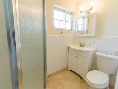 927 W Royal Palm Road, Boca Raton, FL 33486