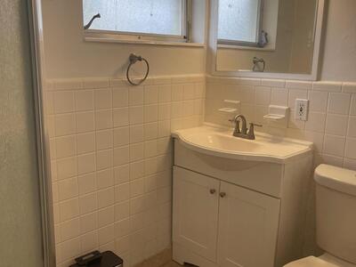 927 W Royal Palm Road, Boca Raton, FL 33486