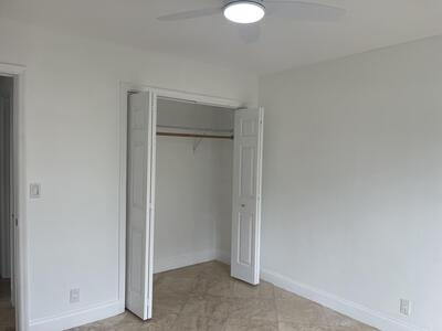 927 W Royal Palm Road, Boca Raton, FL 33486