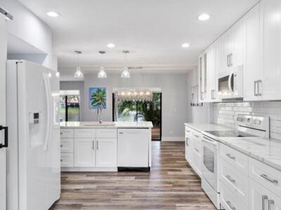 624 N Deer Creek Shore Drive N, Deerfield Beach, FL 33442