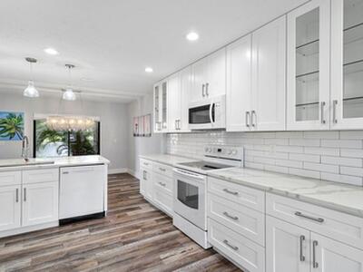 624 N Deer Creek Shore Drive N, Deerfield Beach, FL 33442