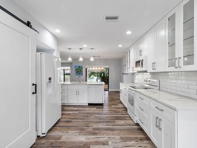 624 N Deer Creek Shore Drive N, Deerfield Beach, FL 33442