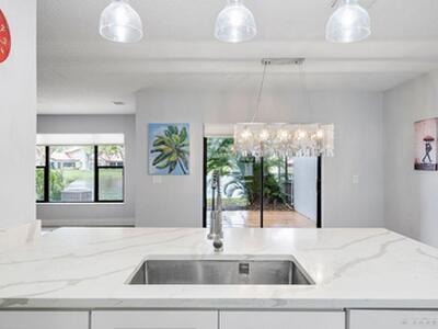 624 N Deer Creek Shore Drive N, Deerfield Beach, FL 33442
