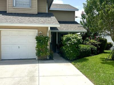 935 Honeytree Lane
