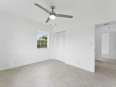 5015 S Olive Avenue, West Palm Beach, FL 33405
