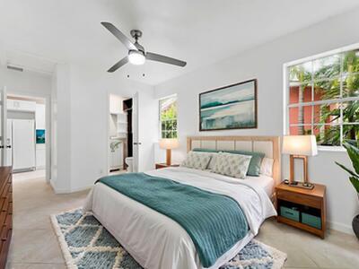 5015 S Olive Avenue, West Palm Beach, FL 33405