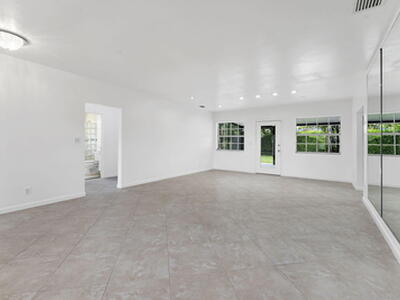 5015 S Olive Avenue, West Palm Beach, FL 33405