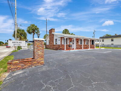 610 Northlake Boulevard