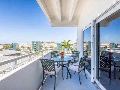 3212 NE 12th Street, Pompano Beach, FL 33062