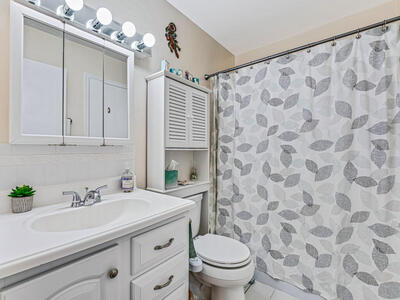 210 Main Boulevard, Boynton Beach, FL 33435