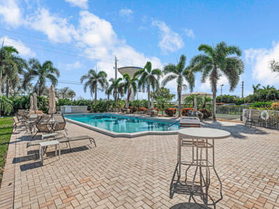 210 Main Boulevard, Boynton Beach, FL 33435