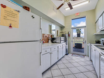 210 Main Boulevard, Boynton Beach, FL 33435