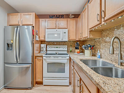 210 Main Boulevard, Boynton Beach, FL 33435