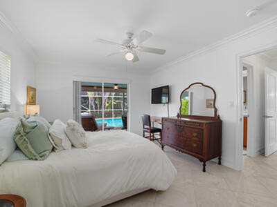 1050 Gulfstream Way, Singer Island, FL 33404