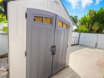 1050 Gulfstream Way, Singer Island, FL 33404