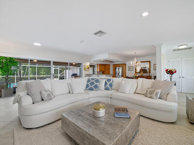 1050 Gulfstream Way, Singer Island, FL 33404