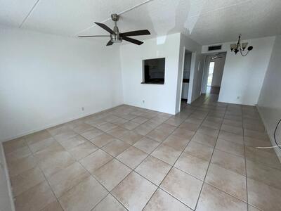 400 Village Green 216 Circle W, Palm Springs, FL 33461