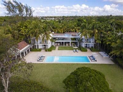 1 00, Casa de Campo, DR 22000