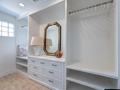 259 Queens Lane, Palm Beach, FL 33480