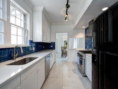 259 Queens Lane, Palm Beach, FL 33480